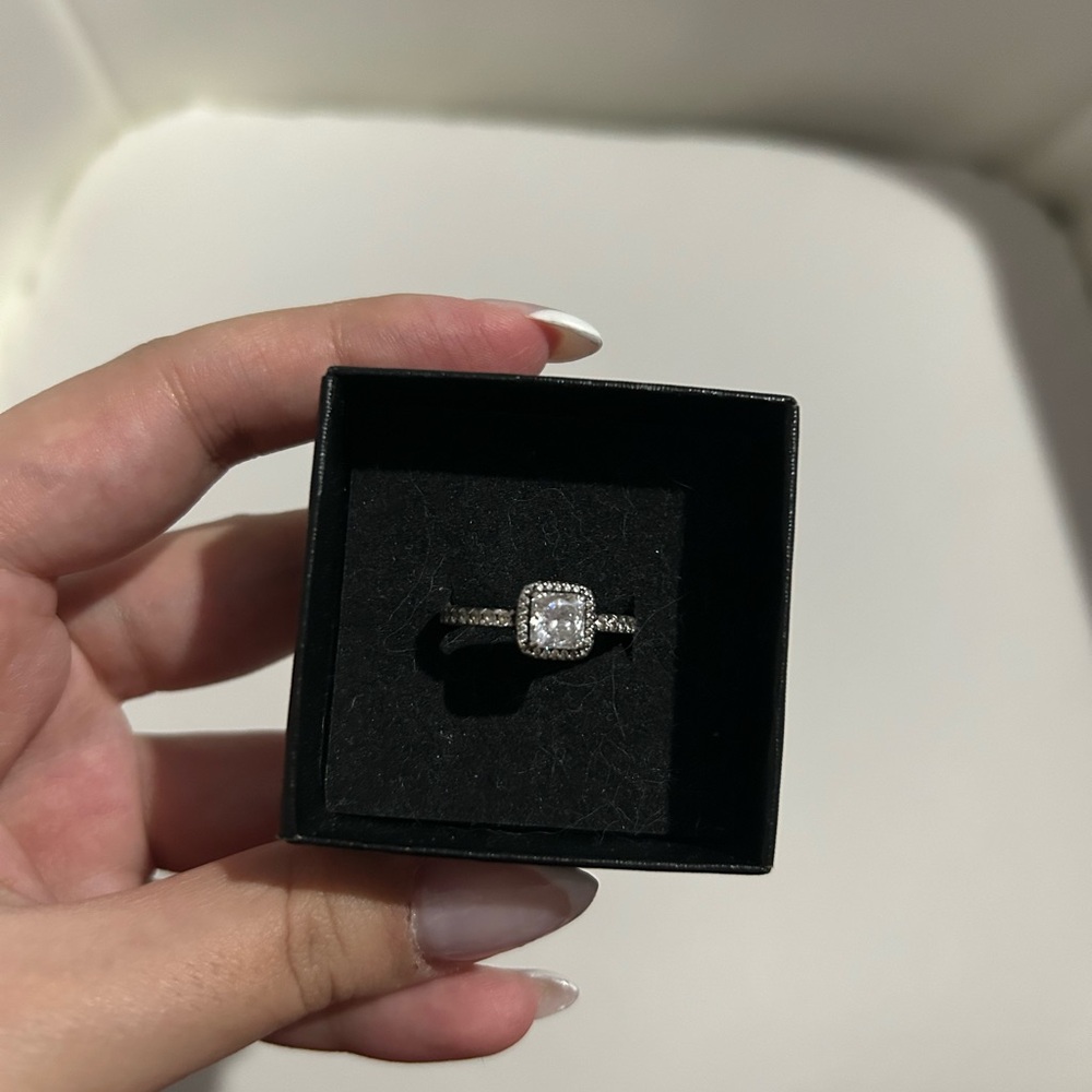 Pandora 925 sterling Silver Ring